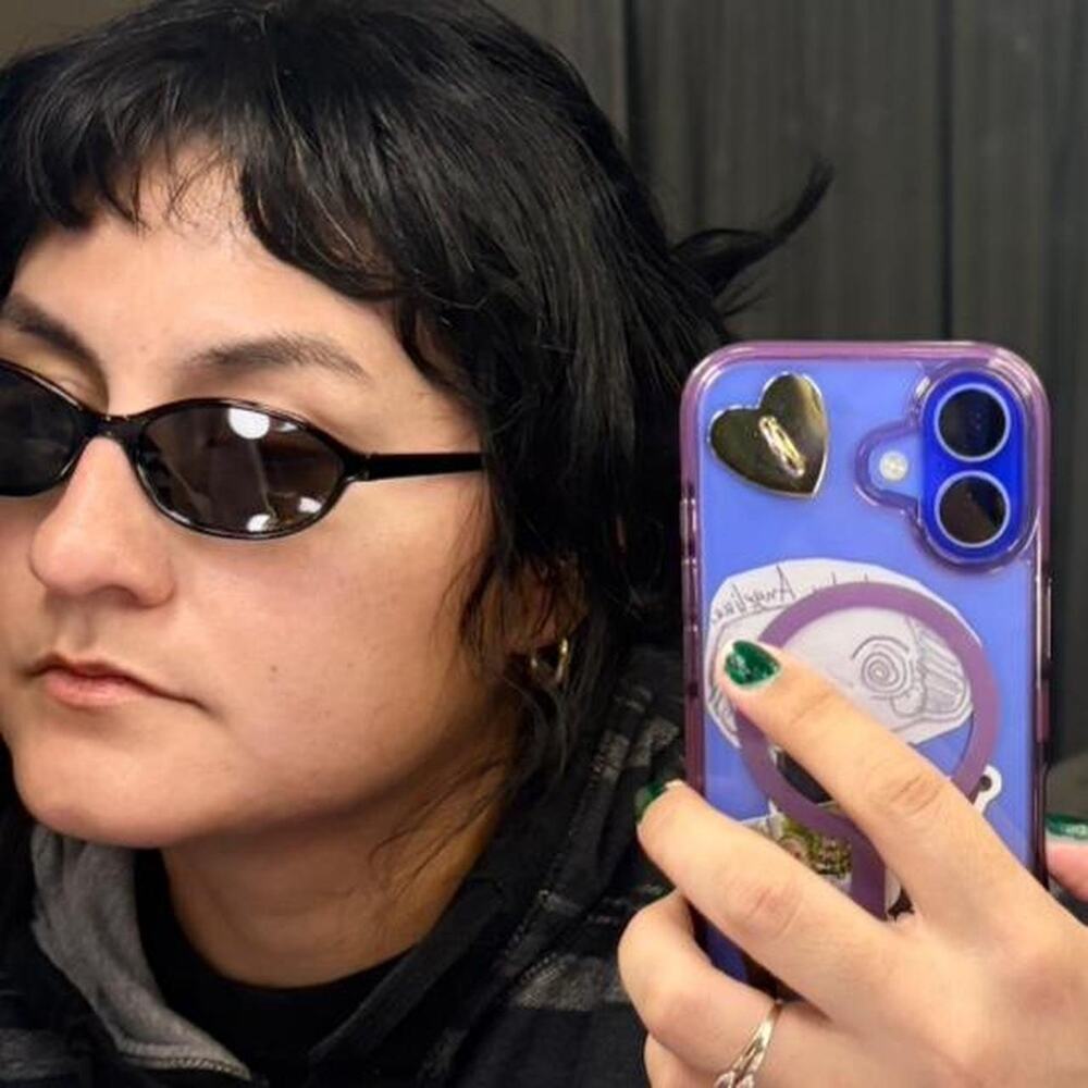 Classic black oval sunglasses y2k 90s clean girl minimal summer beach - Picture 5 of 7